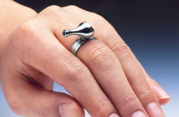 Примерно так выглядело кольцо с мундштуком «Юбива»