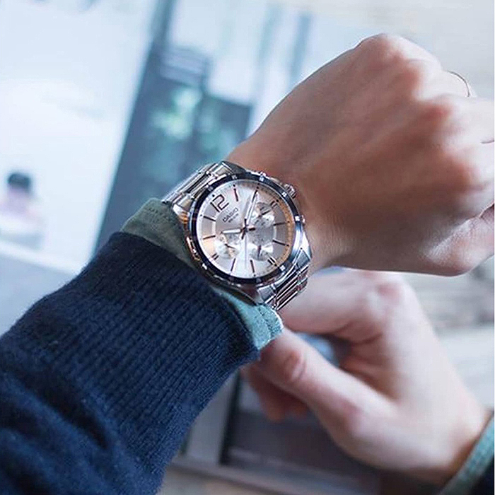 Мужские часы Casio MTP-1374D-7A купить по цене 8260 ₽ в Москве — интернет магазин worldofwatch.ru