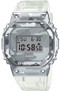 Часы Casio GM-5600SCM-1E