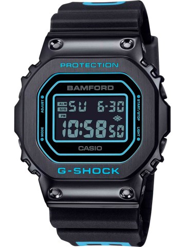 CASIO GM-5600BWD-1